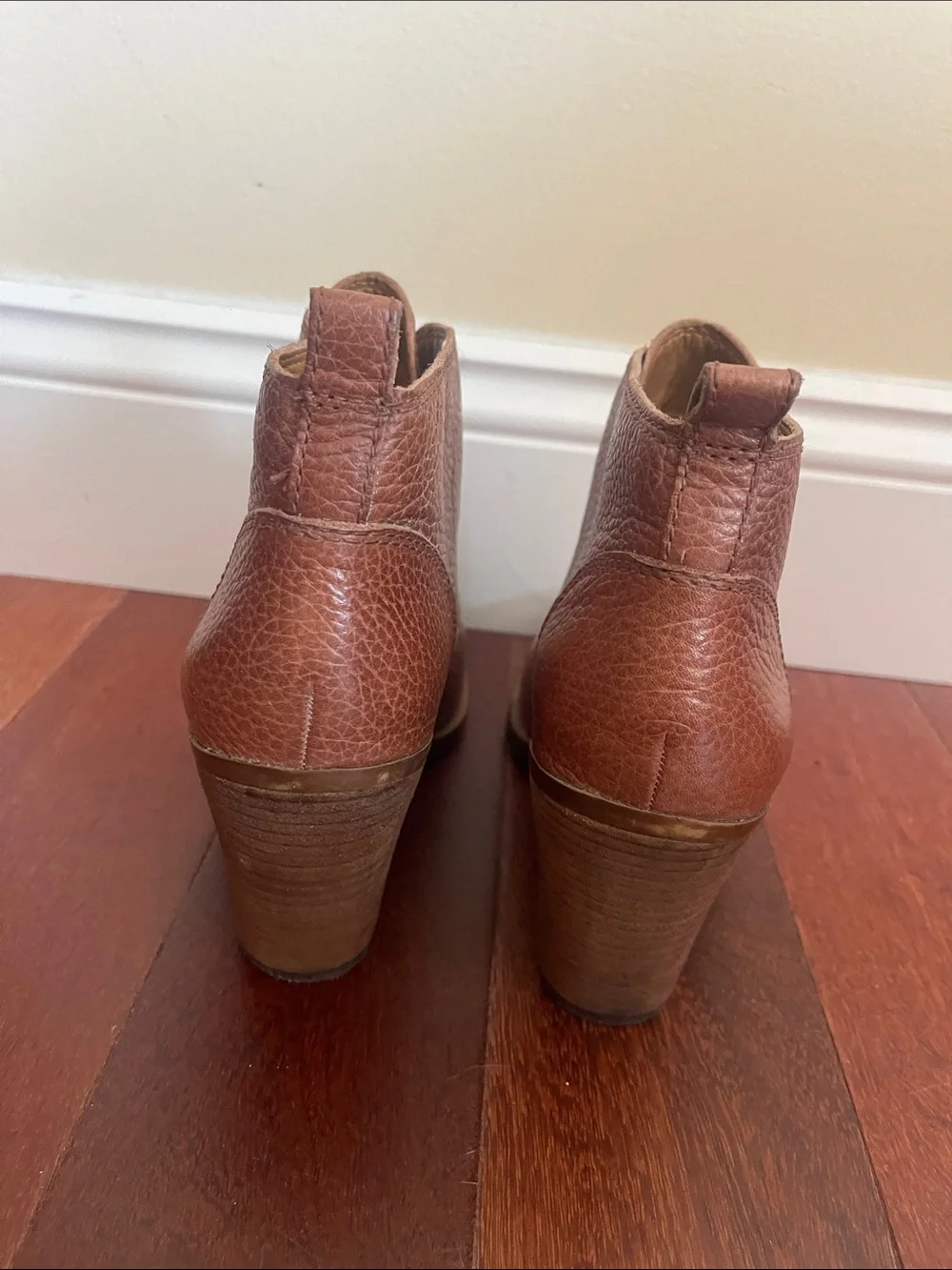 Lucky Brand Women's Brown Leather Ankle Booties - Textured Block Heel
